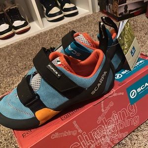 Scarpa Climbing Shoes